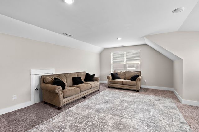 1327 Batbriar Rd, Murfreesboro, TN 37128