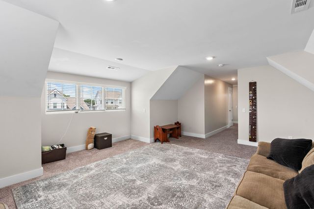 1327 Batbriar Rd, Murfreesboro, TN 37128