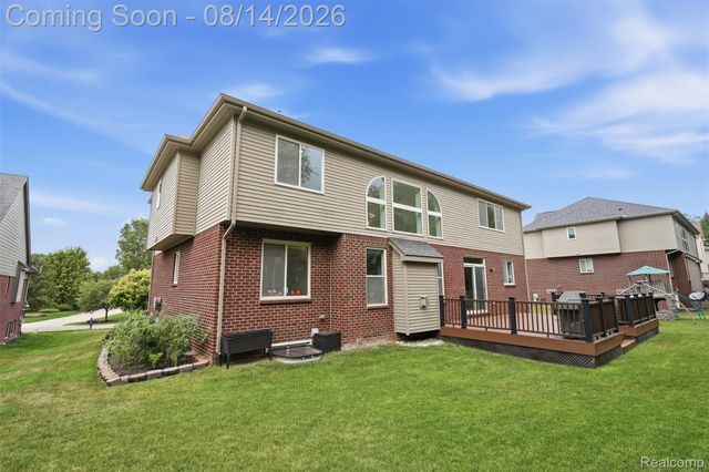 1779 Kinghill Drive, Commerce Charter Township, MI 48382