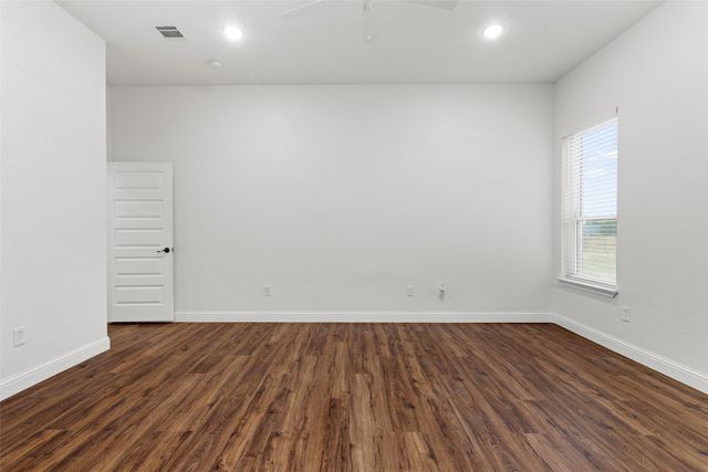 1754 Riverview Drive, Cleburne, TX 76033