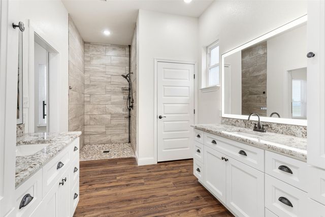 1754 Riverview Drive, Cleburne, TX 76033