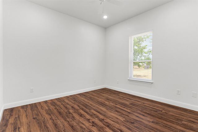 1754 Riverview Drive, Cleburne, TX 76033