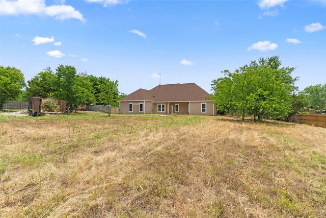 1754 Riverview Drive, Cleburne, TX 76033