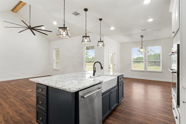 1754 Riverview Drive, Cleburne, TX 76033