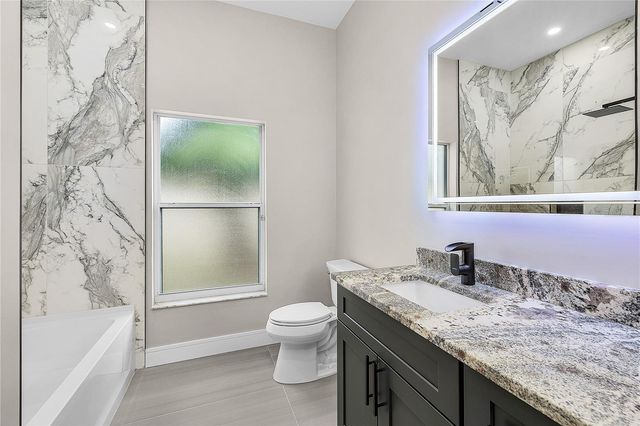 3302 NW 2ND TERRACE, Cape Coral, FL 33993