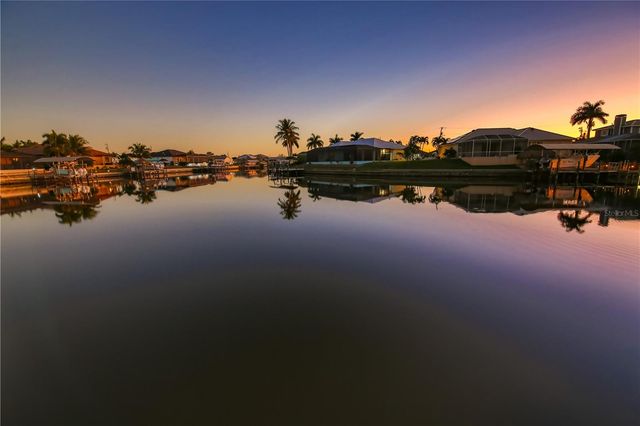 3302 NW 2ND TERRACE, Cape Coral, FL 33993