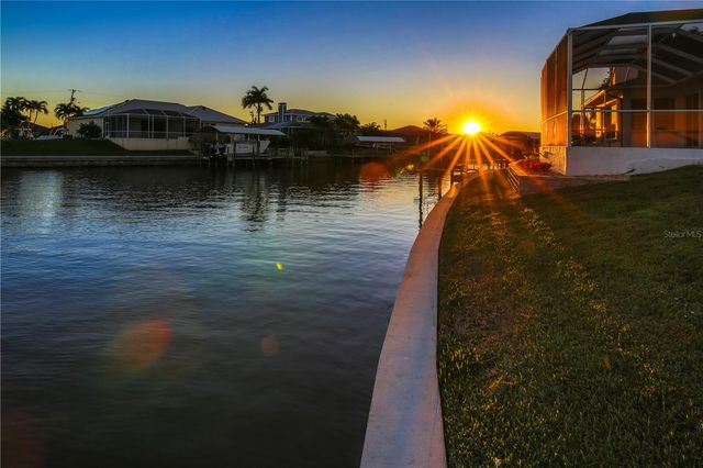 3302 NW 2ND TERRACE, Cape Coral, FL 33993