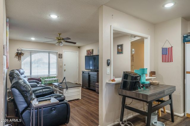 2602 E GROVERS Avenue, Phoenix, AZ 85032