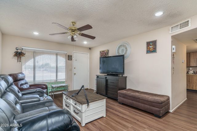 2602 E GROVERS Avenue, Phoenix, AZ 85032