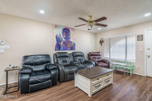 2602 E GROVERS Avenue, Phoenix, AZ 85032