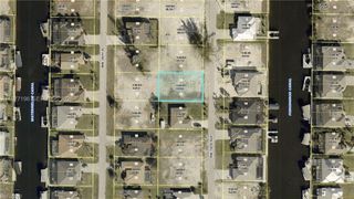 706 NW 38th Ave, Cape Coral, FL 33993