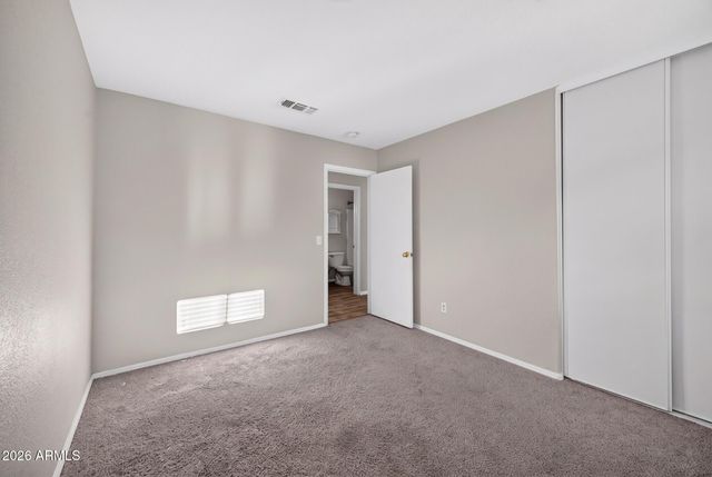 907 E COWBOY COVE Trail, San Tan Valley, AZ 85143