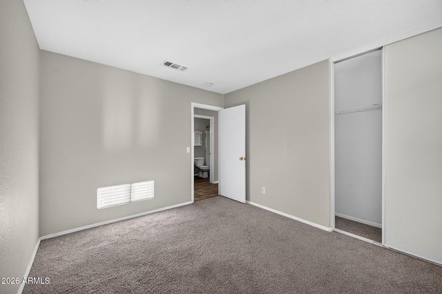 907 E COWBOY COVE Trail, San Tan Valley, AZ 85143