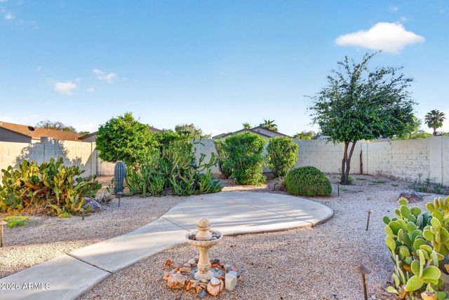 907 E COWBOY COVE Trail, San Tan Valley, AZ 85143