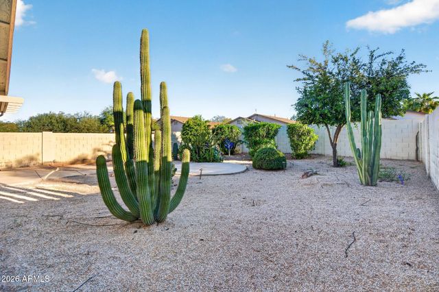 907 E COWBOY COVE Trail, San Tan Valley, AZ 85143