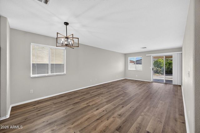 907 E COWBOY COVE Trail, San Tan Valley, AZ 85143