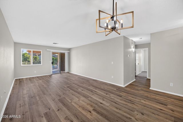 907 E COWBOY COVE Trail, San Tan Valley, AZ 85143