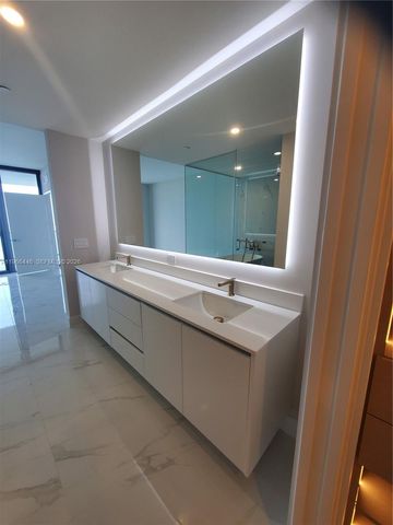 700 NE 24th St 4403, Miami, FL 33137