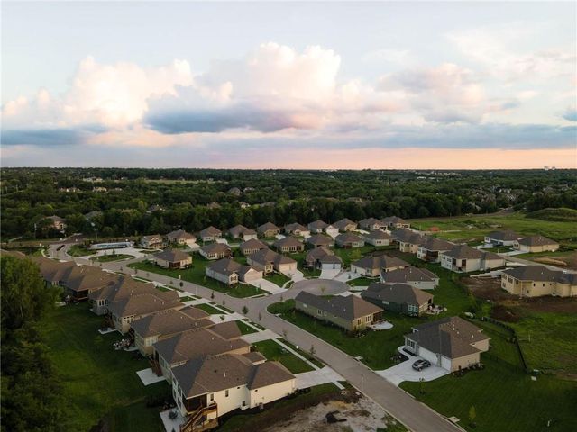 13845 Westgate Street, Overland Park, KS 66221