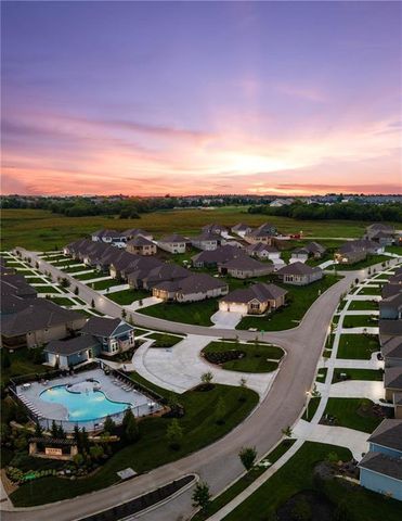 13845 Westgate Street, Overland Park, KS 66221