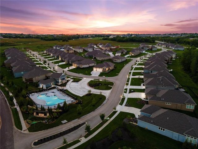 13845 Westgate Street, Overland Park, KS 66221