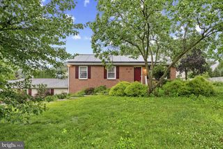 3973 LOCUST GROVE RD, Columbia, PA 17512