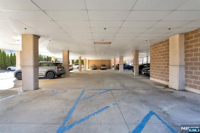 241 Union Street 302, Hackensack, NJ 07601