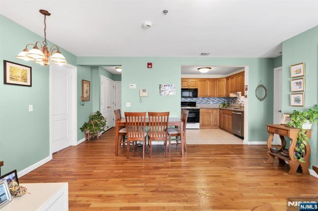 241 Union Street 302, Hackensack, NJ 07601