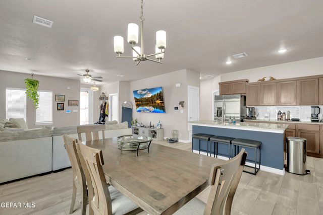 353 DESERTS Drive, Socorro, TX 79927