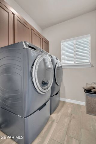 353 DESERTS Drive, Socorro, TX 79927