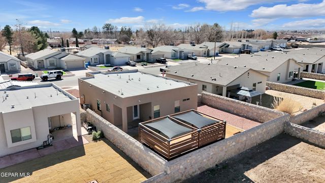 353 DESERTS Drive, Socorro, TX 79927