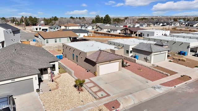 353 DESERTS Drive, Socorro, TX 79927