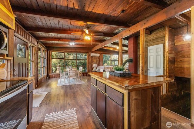 5100 Carole Drive NE, Olympia, WA 98516