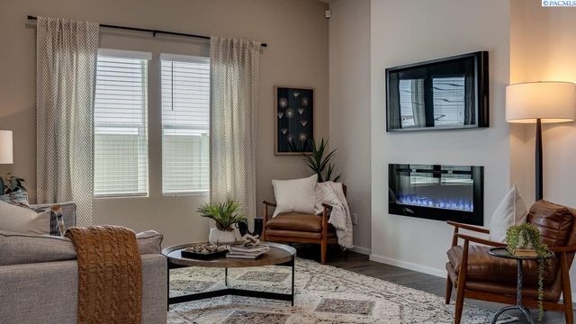 11321 Buckingham Dr, Pasco, WA 99301