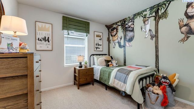 11321 Buckingham Dr, Pasco, WA 99301