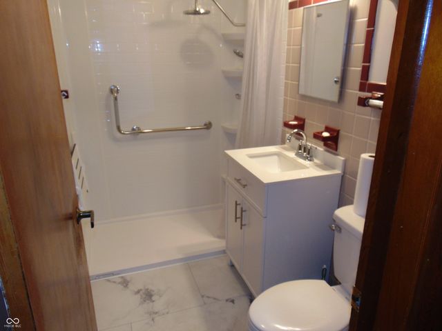 244 Noel Lane, Fortville, IN 46040