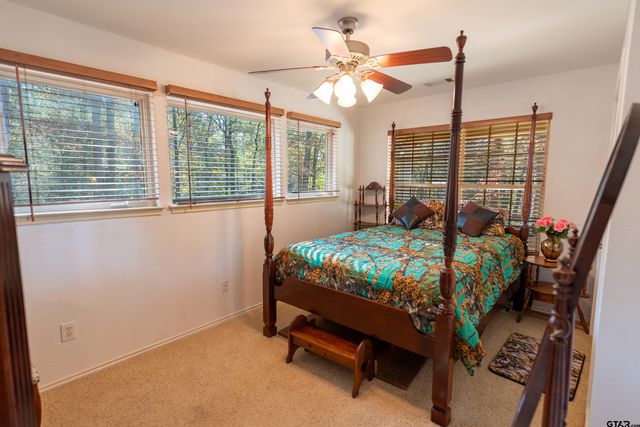 111 Kings James Road, Scroggins, TX 75480