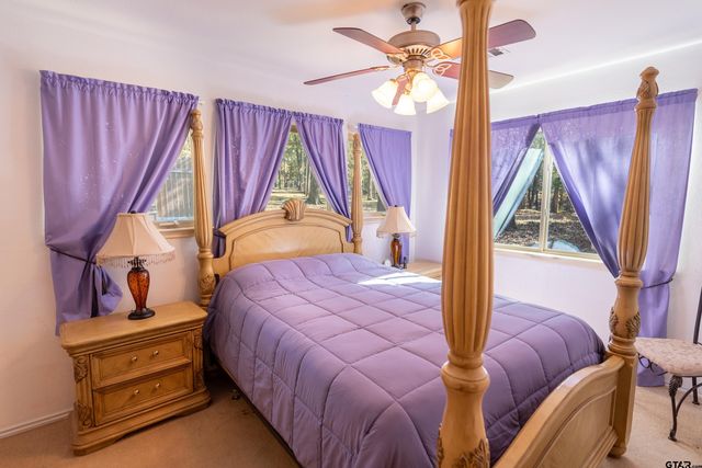 111 Kings James Road, Scroggins, TX 75480