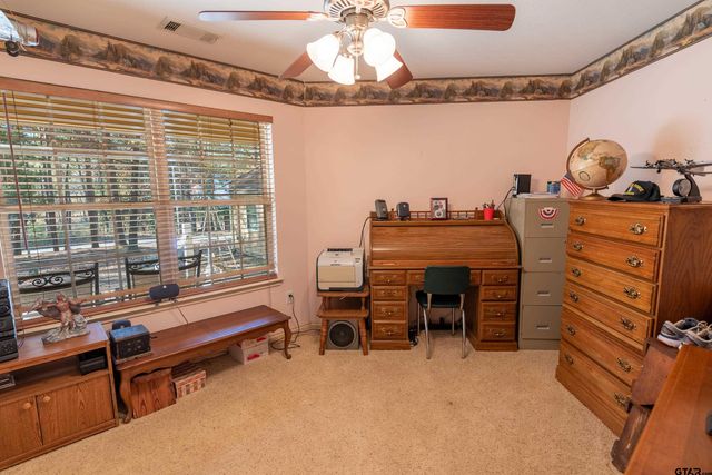 111 Kings James Road, Scroggins, TX 75480