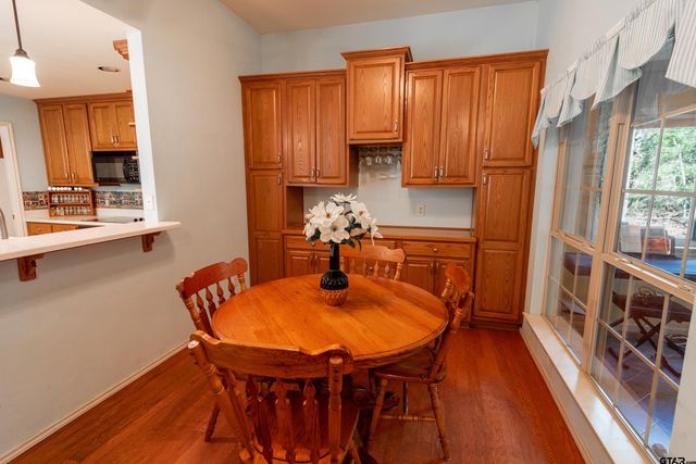 111 Kings James Road, Scroggins, TX 75480