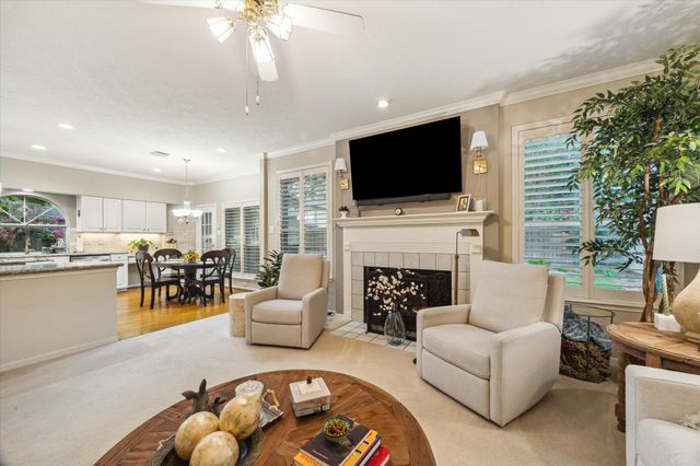 1242 Fawn Valley Drive, League City, TX 77573