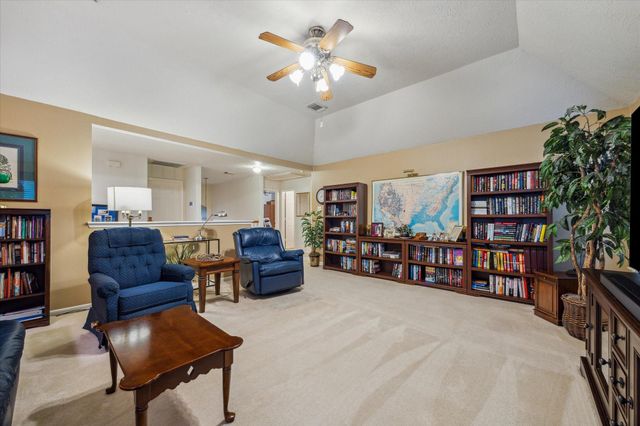 1242 Fawn Valley Drive, League City, TX 77573