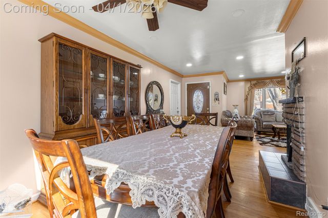 7351 N Gulley Road, Dearborn Heights, MI 48127