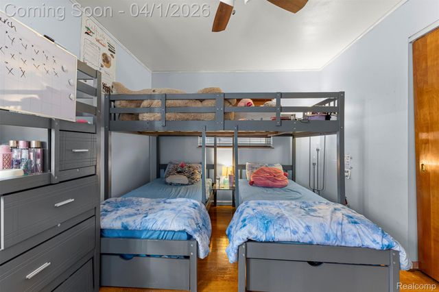 7351 N Gulley Road, Dearborn Heights, MI 48127