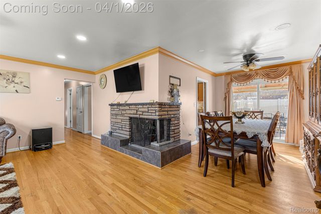 7351 N Gulley Road, Dearborn Heights, MI 48127