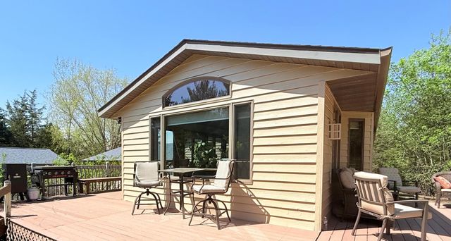 1069 Hunter Ridge, Hudson, WI 54016