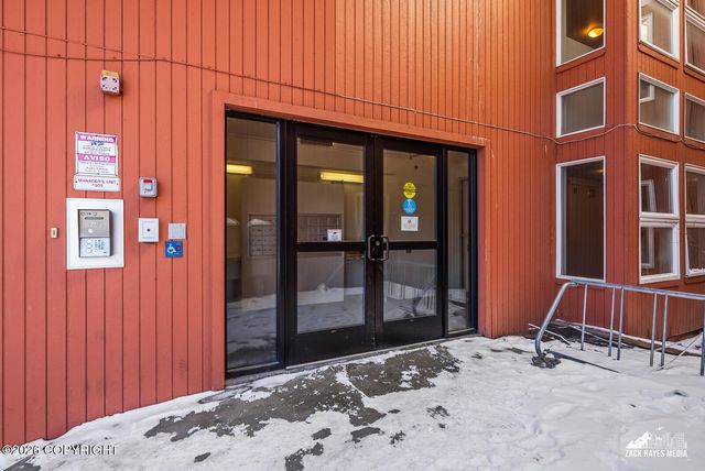 315 Barrow Street, Anchorage, AK 99501