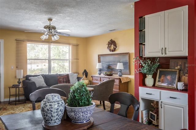 16325 SE 134TH CT, Weirsdale, FL 32195