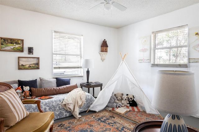 16325 SE 134TH CT, Weirsdale, FL 32195