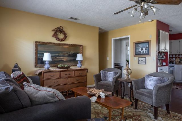 16325 SE 134TH CT, Weirsdale, FL 32195